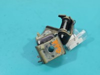 Zawias drzwi przód prawy Peugeot 2008 II