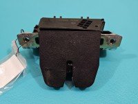 Zamek klapy tył 13117285 Opel Astra III H kombi