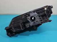 Reflektor prawy lampa przód Skoda Superb III EUROPA