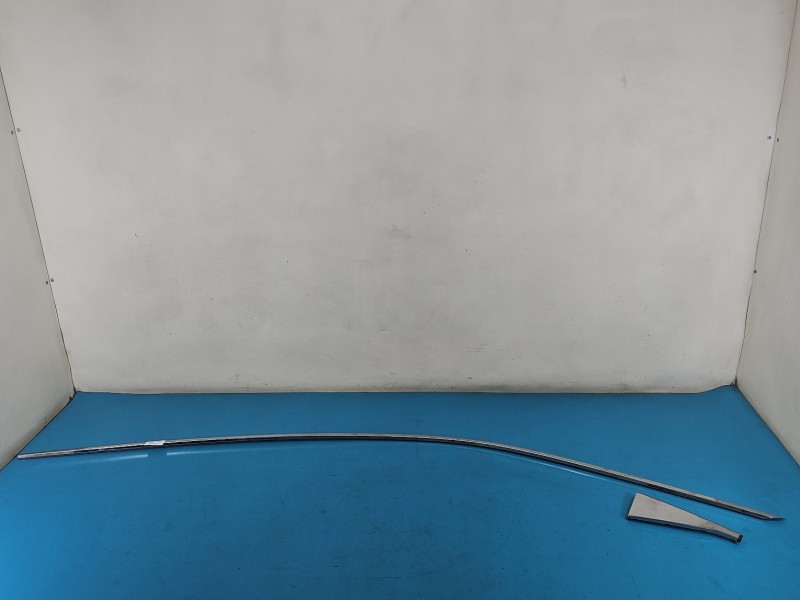 Listwa dachowa prawa dachu Peugeot 3008 II