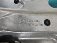 Podnośnik tył prawy Vw Passat B5 3B5839756C sedan