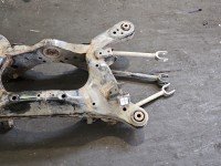 Tylna belka oś tył infiniti Q50 I 13-17 2.0 T