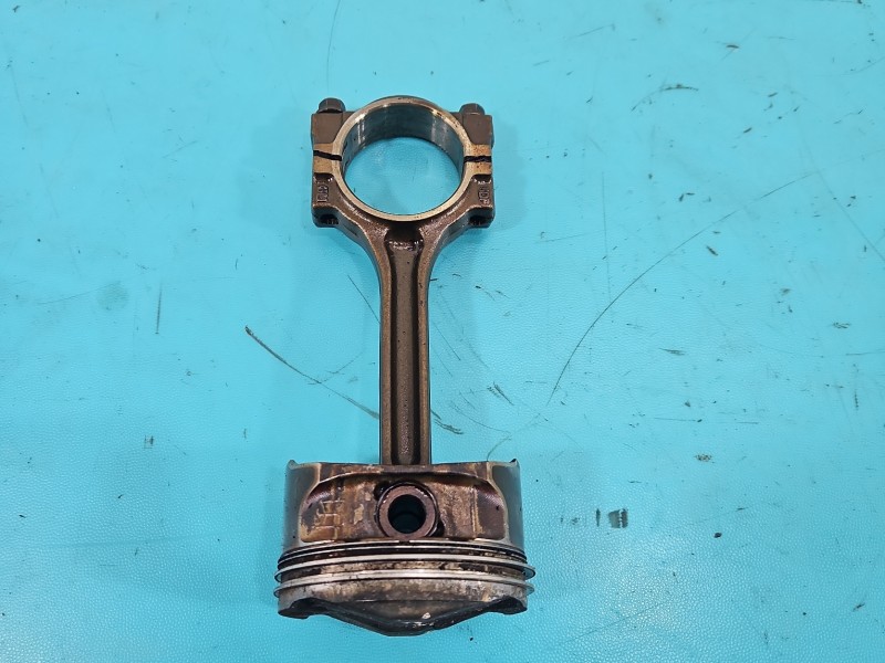 Tłok Alfa romeo 159 1.9 JTS (99A6000) 160KM