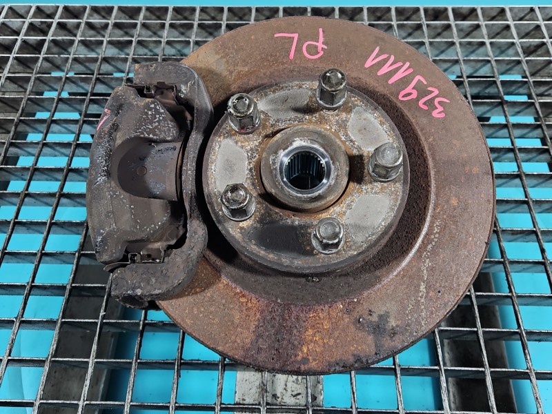 Zwrotnica lewa piasta przód 1.6 16V HR16DE Nissan Qashqai I J10 06-13