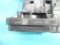 Zamek tył prawy A0997303800, A2220064099 MERCEDES GLC coupe X253 15- Mercedes, 4 pin