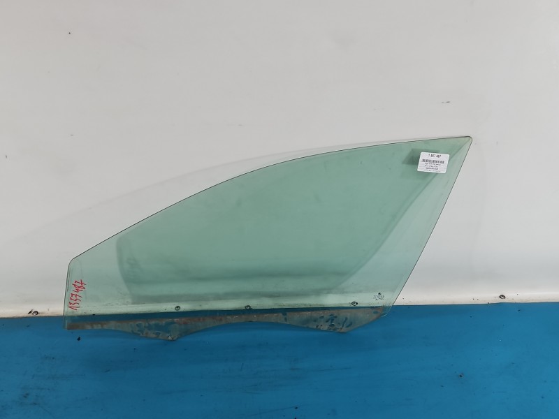 Szyba drzwi przód lewa KIEROWCY Skoda Octavia III HB