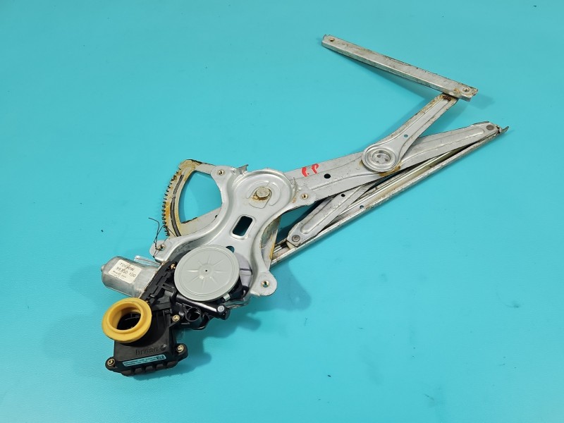 Podnośnik przód prawy SZYBY WINDA Toyota Corolla Verso II Europejska 69810-0F010 5d HB