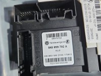 Podnośnik przód prawy SZYBY WINDA 1Q0959702H, 5K0959792A, 1K8837402R Vw Scirocco III 08- Europejska 3d HB