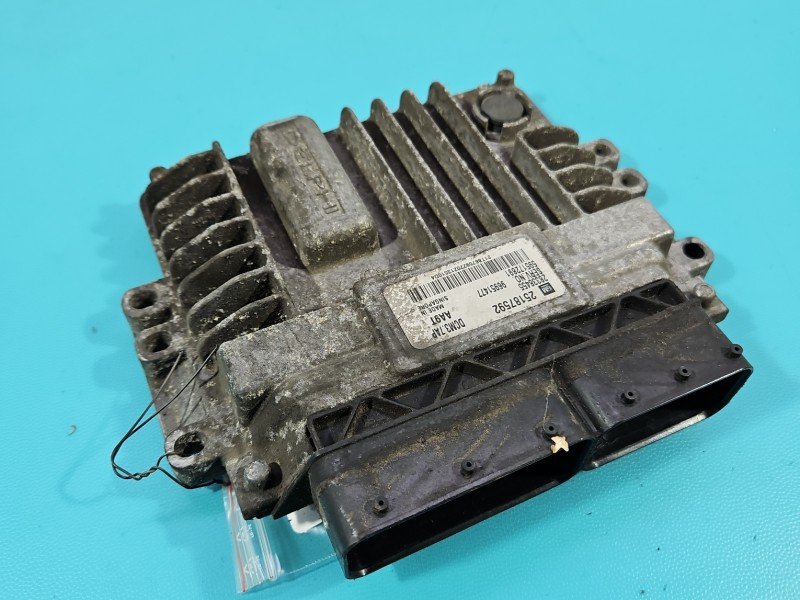 Komputer Sterownik silnika 25187592, 96951477 Chevrolet Captiva 2.2 VCDI Komputer Sterownik silnika 25187592, 96951477 Chevrolet Captiva 2.2 VCDI