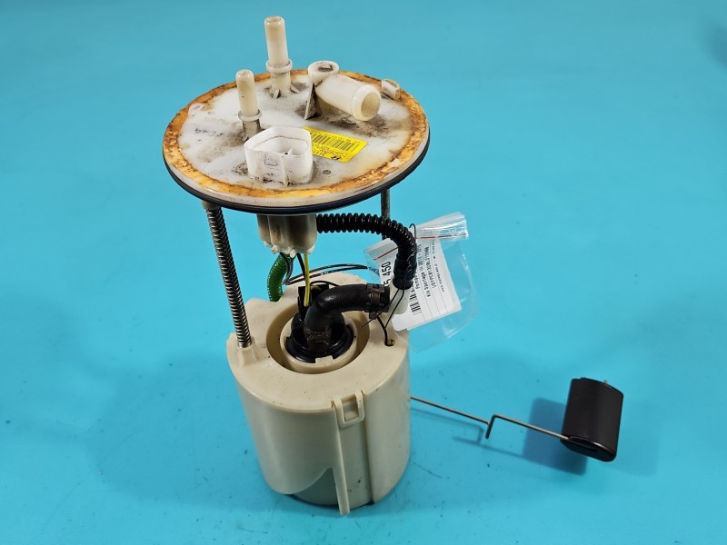 pompka Pompa paliwa Kia Sportage III 10-15 2.0 crdi (D4ha) 31110-2Y000 Producent części: KIA, 4pin