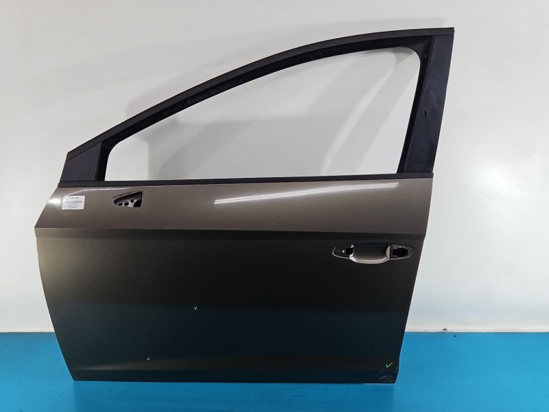 DRZWI PRZÓD LEWE KIEROWCY Seat Leon III 12- 5d LW8Z