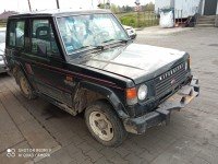 Uszczelka drzwi przód lewa Mitsubishi Pajero
