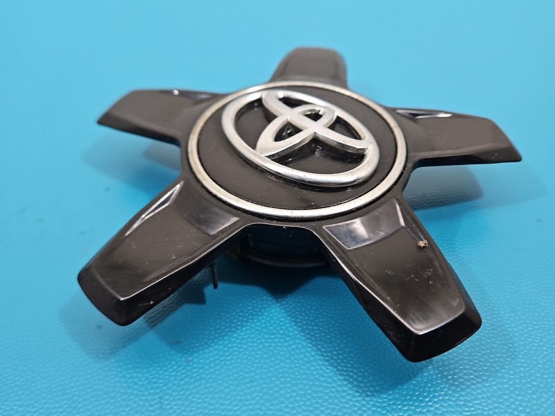 Dekielek felgi sztuka alufelgi Toyota Auris II