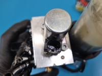 Pompka pozostałe Opel Astra III H 1.8 16V 13197772, HB70810-002