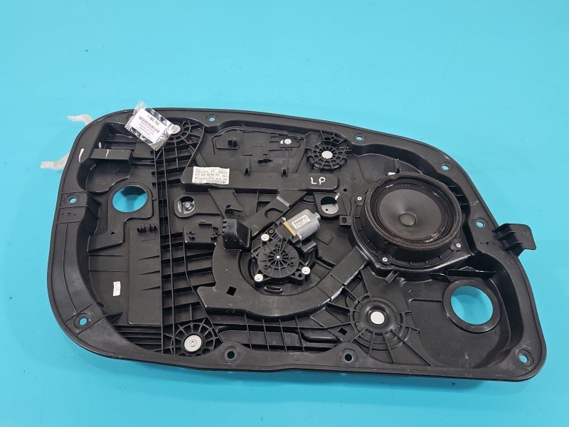 Podnośnik przód lewy Hyundai I30 II 12-16 81310-A6100, 82450-A5000 5d Podnośnik przód lewy Hyundai I30 II 12-16 81310-A6100, 82450-A5000 5d