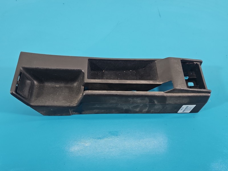 Osłona ZAŚLEPKA PLASTIK Audi 80 B4 893863300A
