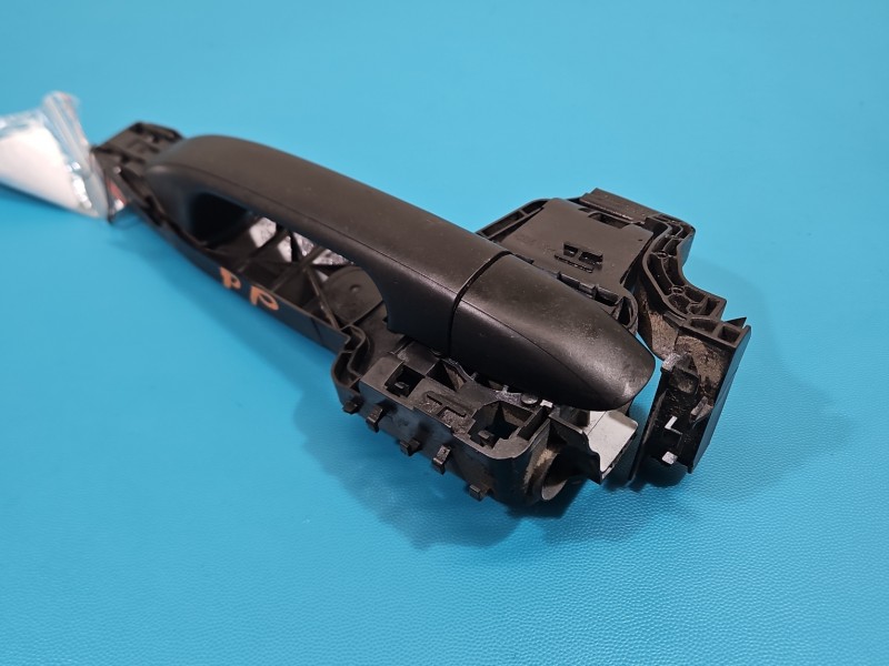 Klamka przód prawa zewnętrzna Mercedes Vito W447 14- A4477600634