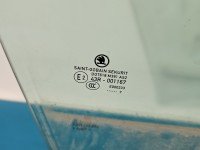 Szyba drzwi przód prawa Skoda Fabia III HB