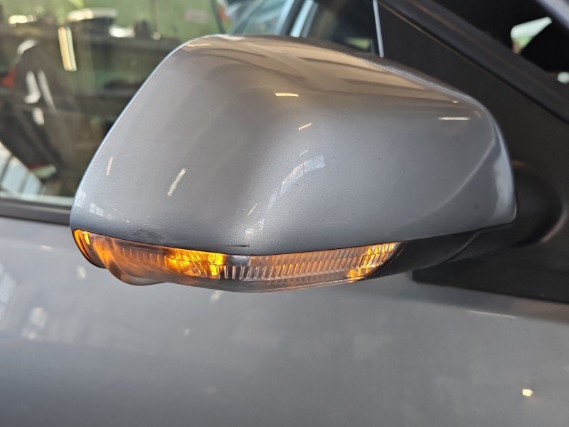 Lusterko prawe Vw Polo IV 9N srebrny LS7Y europa
