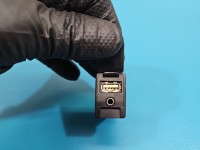 Gniazdo USB Toyota Corolla E16 E18 13- 86190-0D030