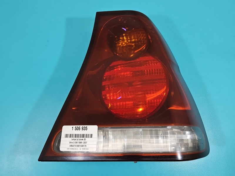 Lampa tył prawa Producent części: BMW, wytopiona obudowa. Pęknięcie Z LISTWĄ ŻARÓWKOWĄ COMPACT Bmw e46 HB