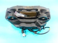 Zacisk przód prawy LEXUS LS IV 06-12 5.0 V8