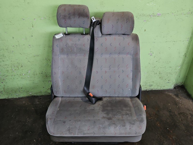 Fotel prawy przód pasażera Vw Transporter T5 5d EUROPA