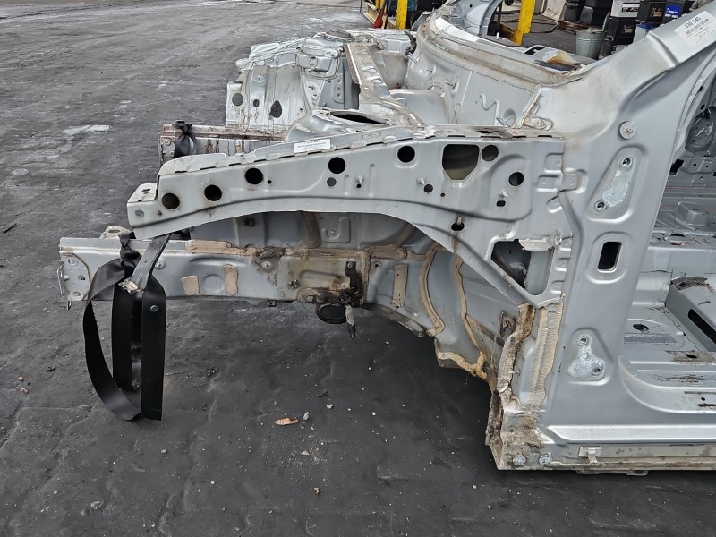 Podłużnica lewa fartuch ćwiartka MERCEDES W176