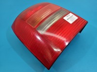 Lampa tył lewa Audi A4 B5 kombi Z LISTWĄ ŻARÓWKOWĄ 94-98 KOMBI AVANT EUROPA