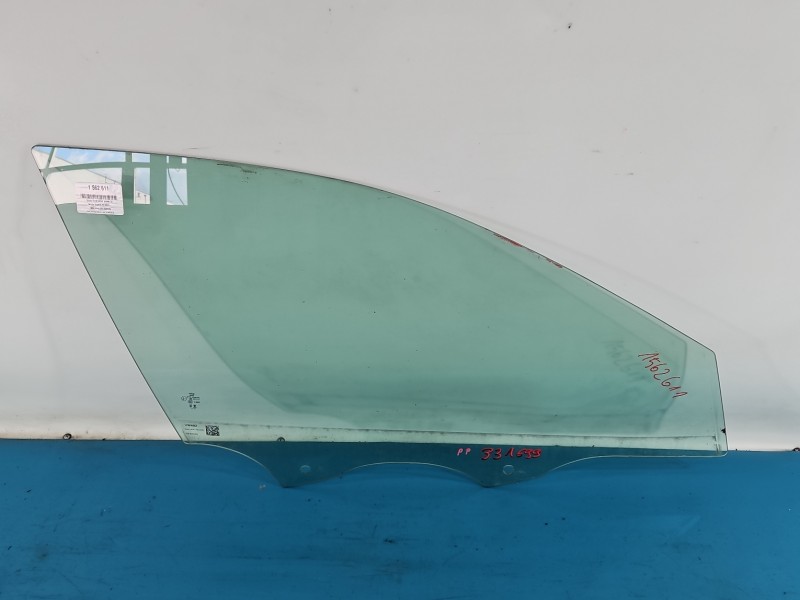 Szyba drzwi przód prawa pasażera Skoda Superb IV 2024R kombi