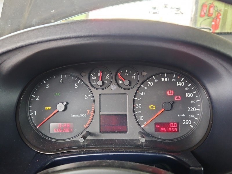Licznik Audi A3 8L 8L0920900N 1.6 SR (AVU) EUROPA Licznik Audi A3 8L 8L0920900N 1.6 SR (AVU) EUROPA