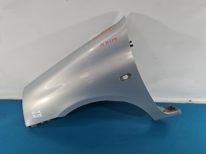 Błotnik przód lewy Renault Clio II NV632