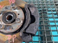 Zacisk przód prawy Honda Jazz II 1.3 16V (L13A1)