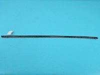 Listwa drzwi przód lewa Mercedes 123