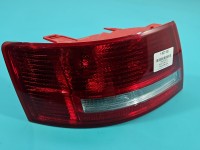 Lampa tył lewa Producent części: Audi, 04-08 sedan BEZ LISTWY ŻARÓWKOWEJ ZAMIENNIK Audi A6 C6 sedan EUROPA