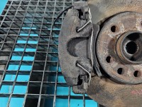 Zacisk przód lewy Opel Zafira A 2.0 dti