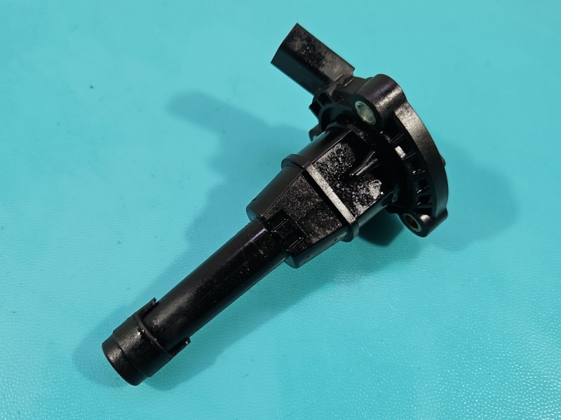 Czujnik poziomu oleju AUDI Q7 II 4M 3.0 TFSI CRE 079907660A, A2C80196200