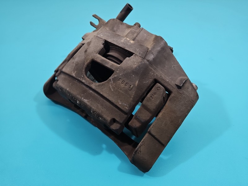 Zacisk przód lewy Audi A8 D3 3.0 tdi (ASB)