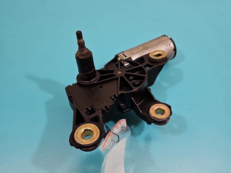 Silniczek Silnik wycieraczki tył Vw Golf IV 1J9955711A kombi