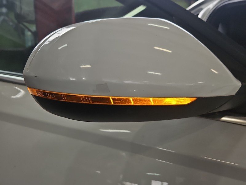 Lusterko prawe AUDI A6 C7 LY9C europa