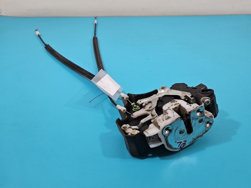 Zamek przód lewy Mitsubishi Colt Z30 VI 04- EUROPA Zamek przód lewy Mitsubishi Colt Z30 VI 04- EUROPA