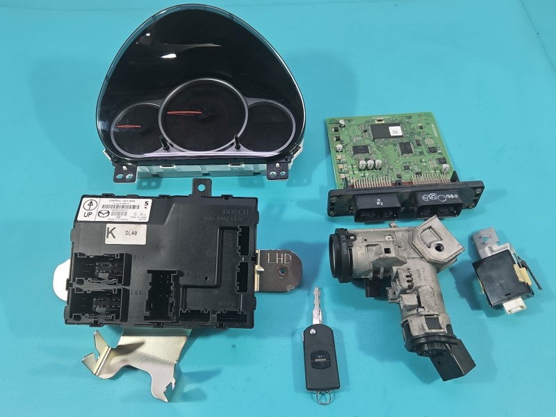 Komputer Sterownik silnika 279721-3730 Mazda 2 II DE 1.3 16V