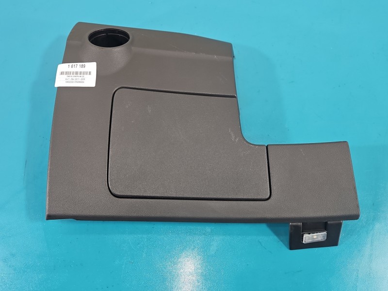 Osłona ZAŚLEPKA PLASTIK POD KIEROWNICE Vw T-Roc 2GA858365