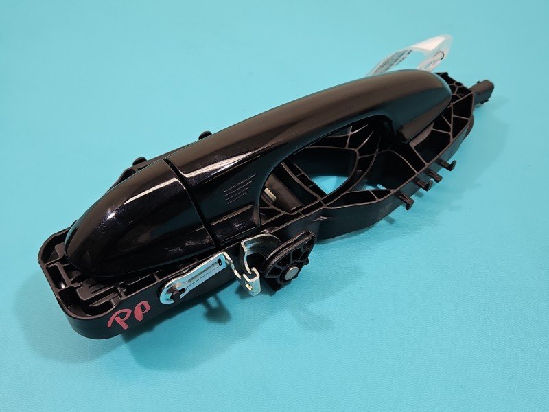 Klamka przód prawa zewnętrzna Ford Puma II MK2 19- Klamka przód prawa zewnętrzna Ford Puma II MK2 19-