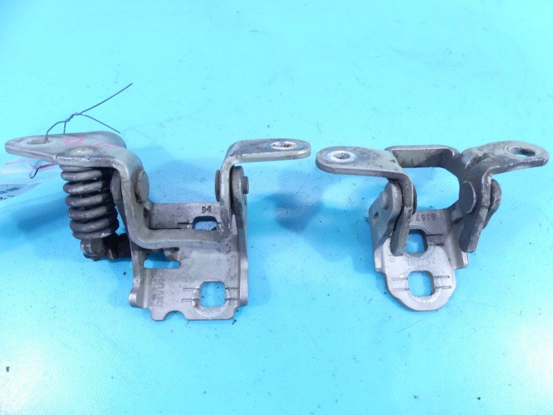 Zawias drzwi przód lewy Chrysler Sebring III 06-10 Zawias drzwi przód lewy Chrysler Sebring III 06-10