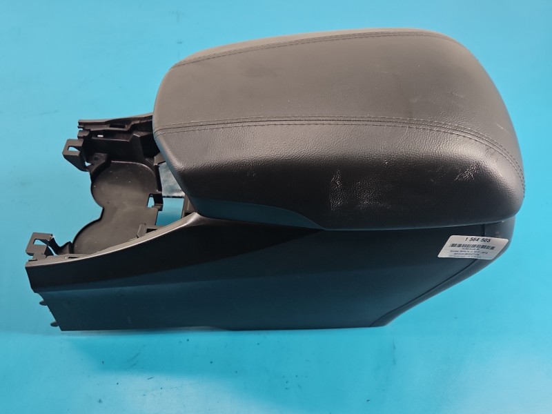 Podłokietnik TUNEL Hyundai Santa Fe III 12–18 84634-4Z101 EUROPA