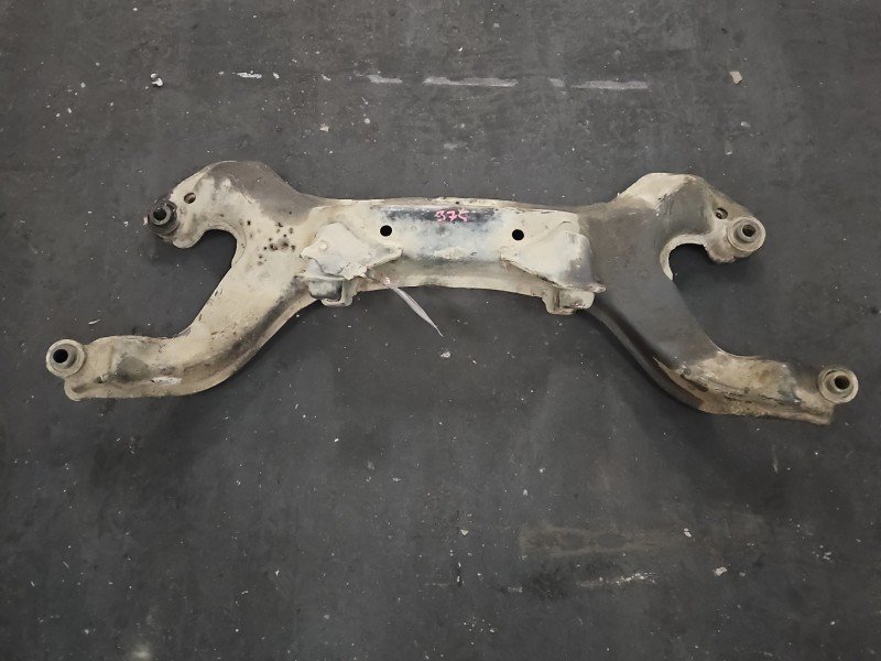Sanki Belka silnika Nissan Primera P11 2.0 16V Sanki Belka silnika Nissan Primera P11 2.0 16V