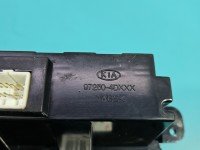 Konsola panel nawiewu Kia Carnival II 05-14 97250-4DXXX
