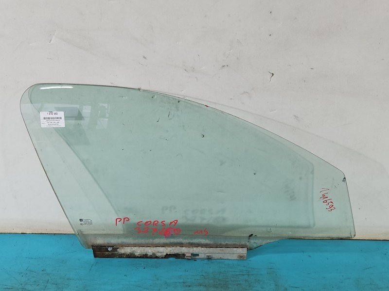 Szyba drzwi przód prawa Opel Corsa C HB