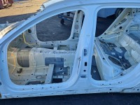 Próg lewy SŁUPEK ŚRODKOWY B Kia Stinger HB 5d SNOW WHITE PEARL